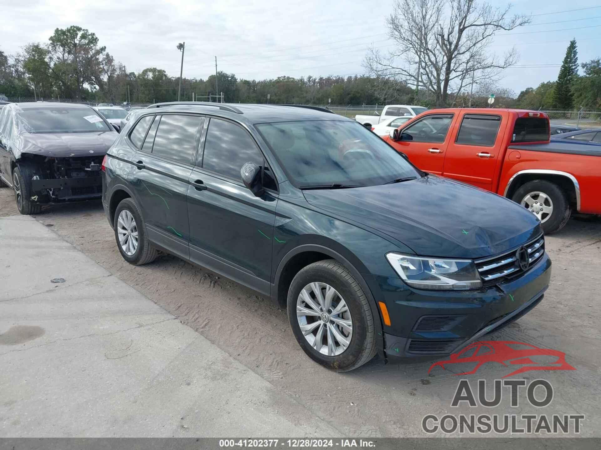 VOLKSWAGEN TIGUAN 2019 - 3VV1B7AX1KM049518