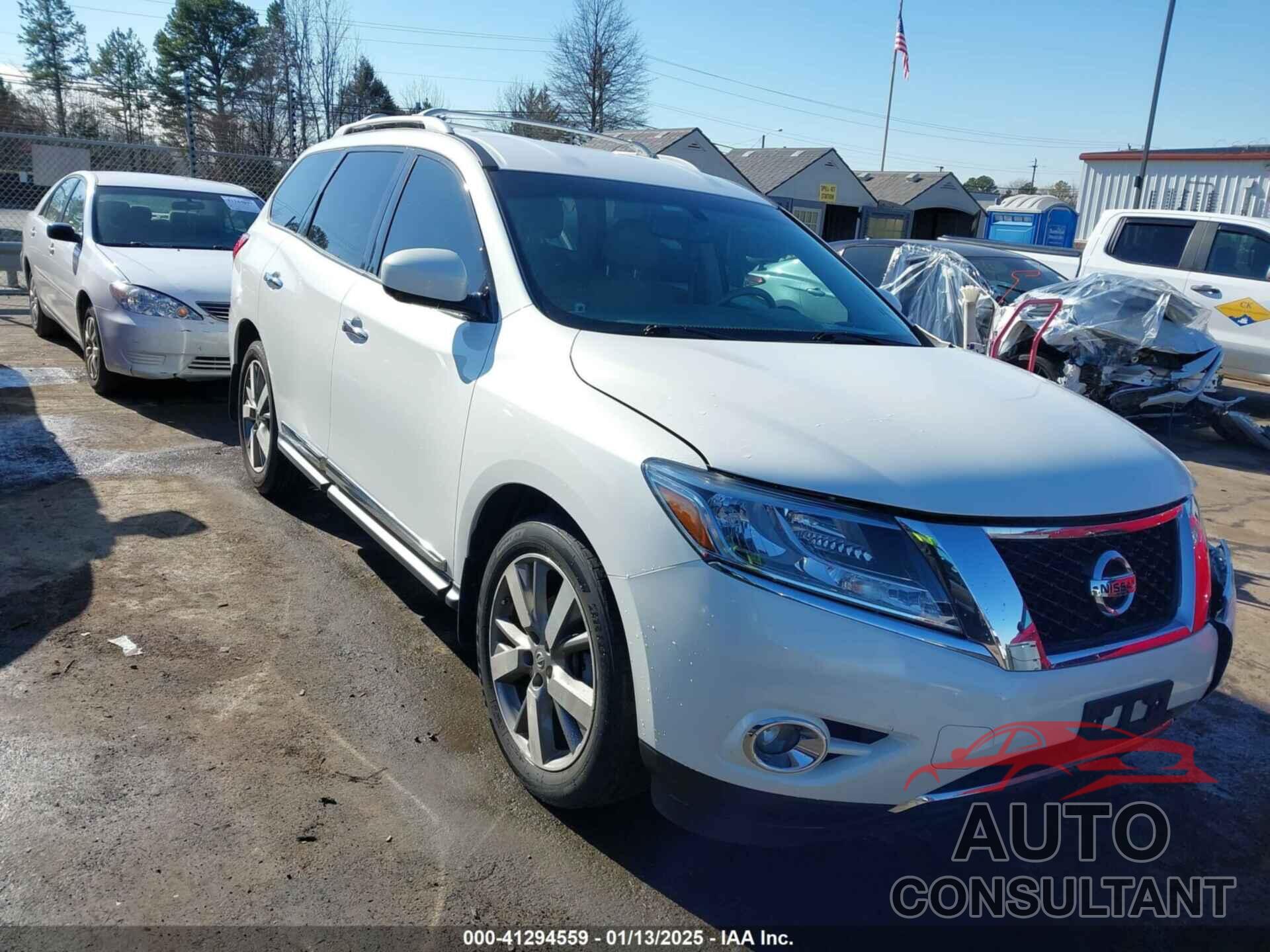 NISSAN PATHFINDER 2014 - 5N1AR2MN2EC687883