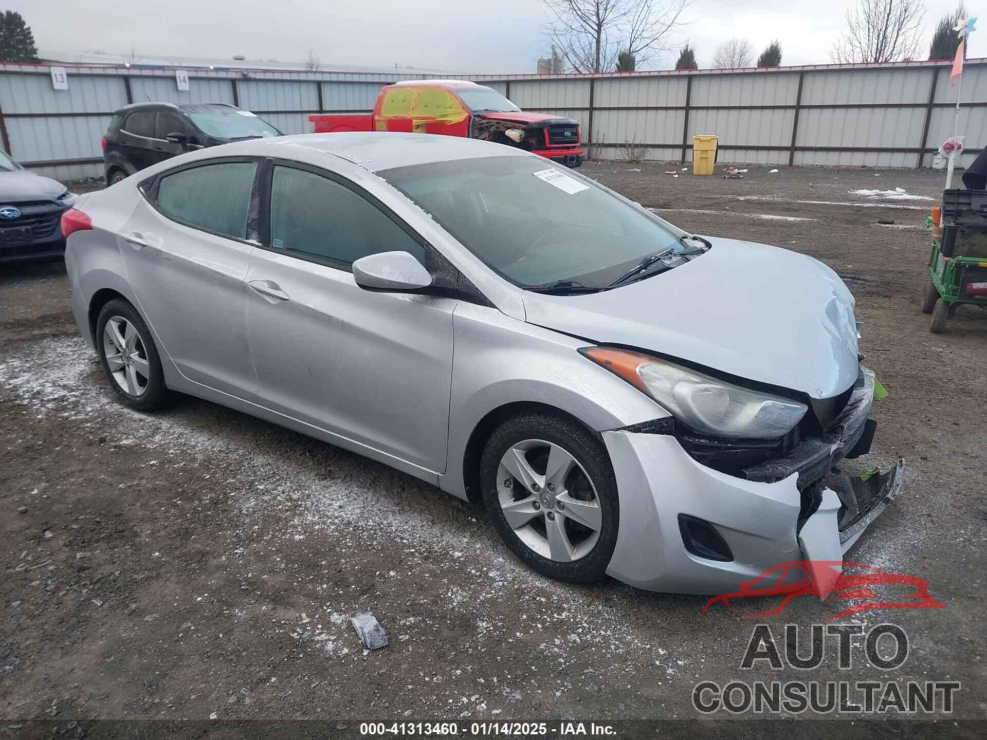 HYUNDAI ELANTRA 2013 - 5NPDH4AE5DH339664