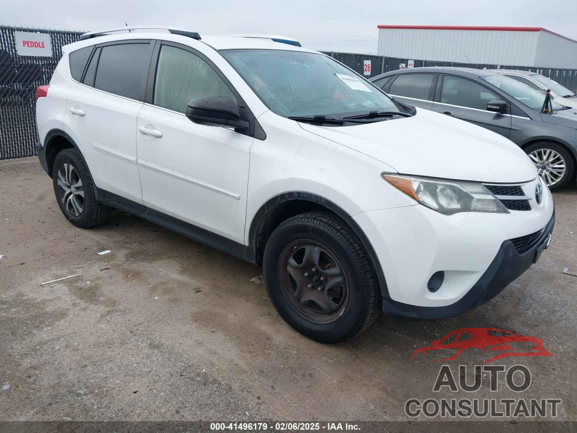TOYOTA RAV4 2015 - JTMZFREV0FD055533