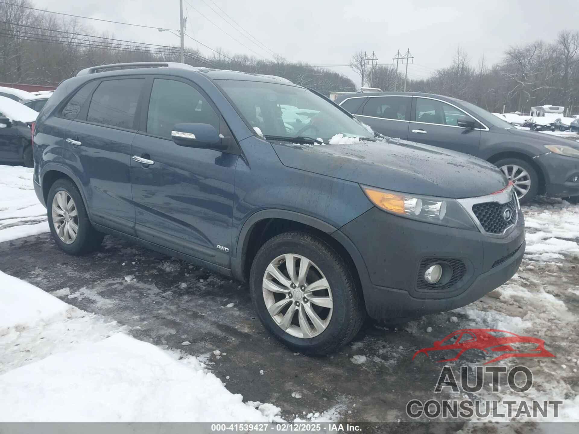 KIA SORENTO 2011 - 5XYKUDA22BG042865