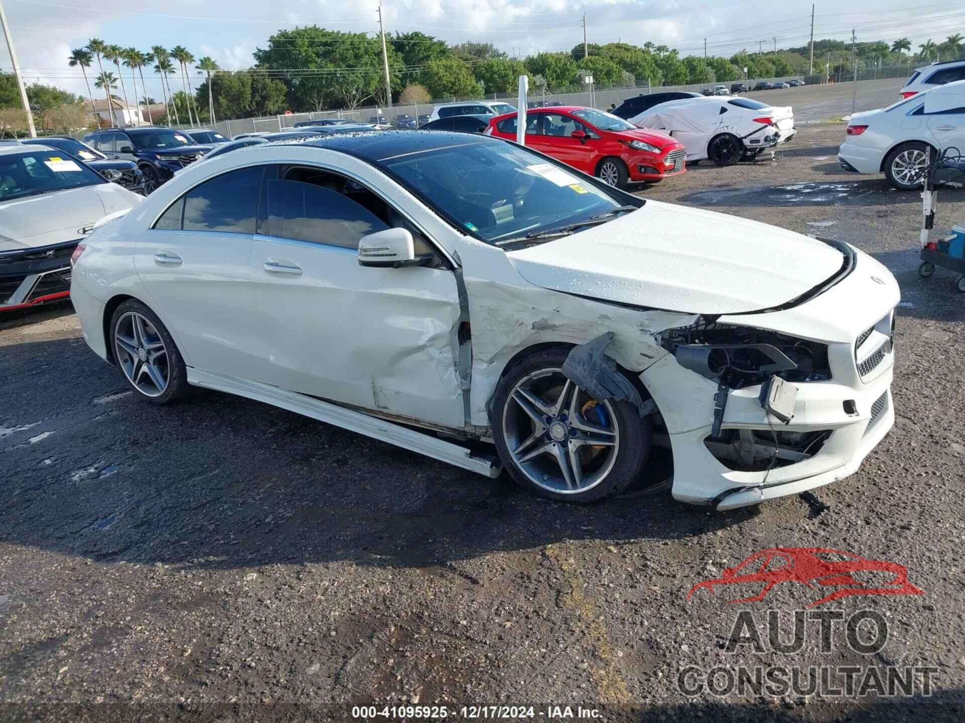 MERCEDES-BENZ CLA 250 2015 - WDDSJ4EB9FN179731