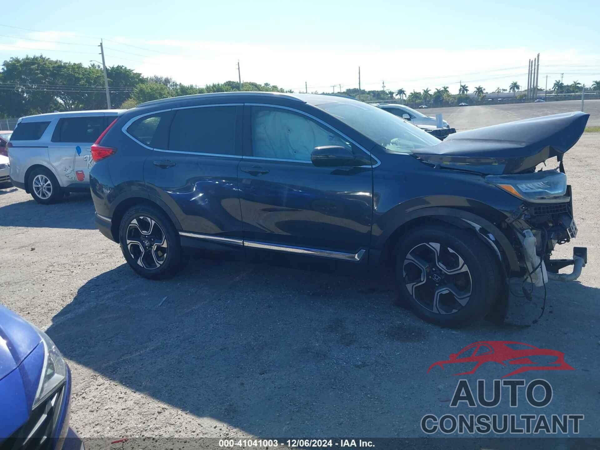 HONDA CR-V 2018 - 7FARW1H96JE008724