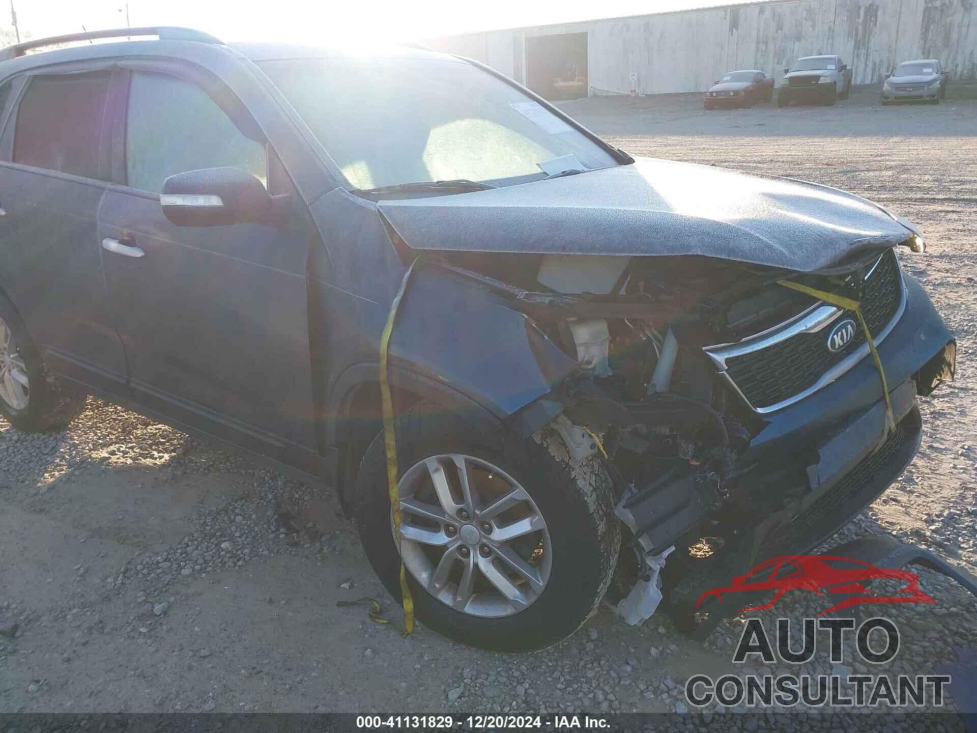 KIA SORENTO 2015 - 5XYKT3A6XFG589467