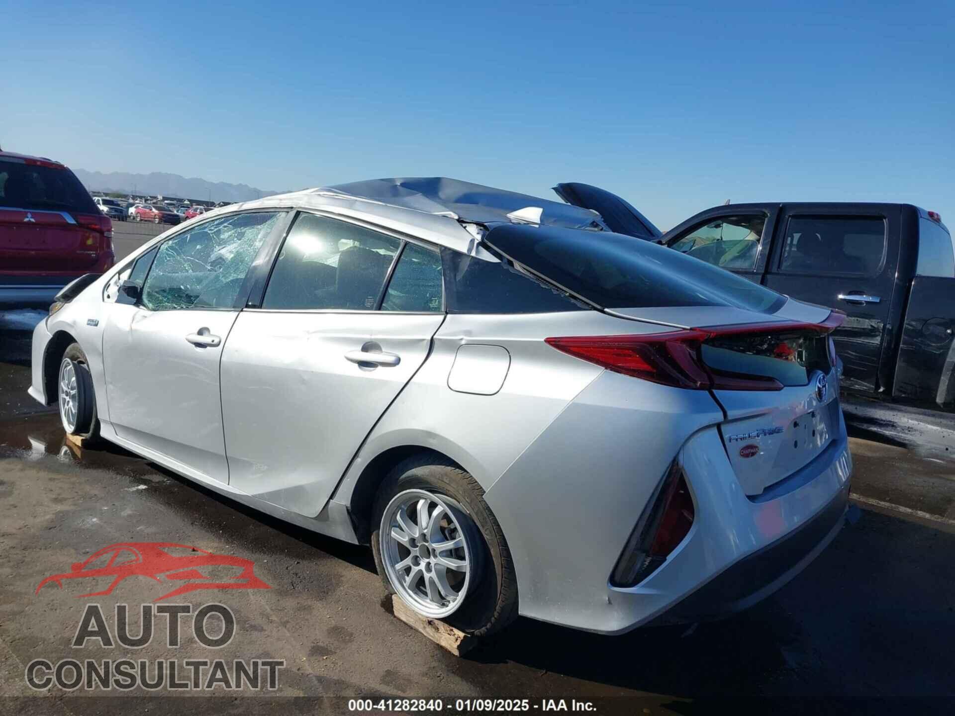 TOYOTA PRIUS PRIME 2017 - JTDKARFP8H3019503