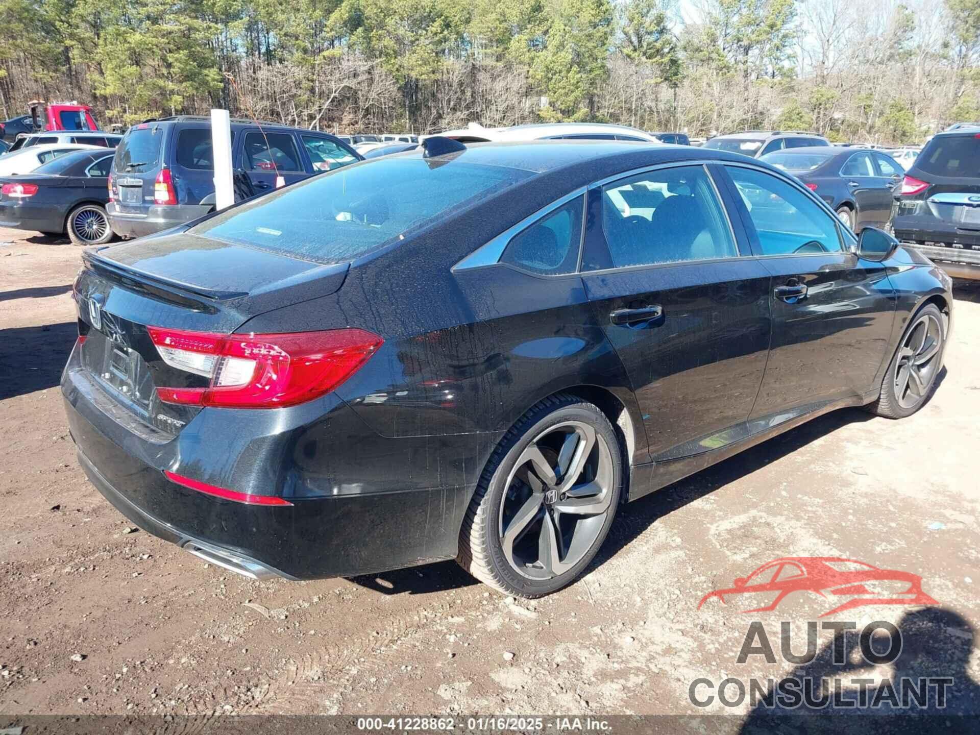 HONDA ACCORD 2018 - 1HGCV1F33JA158979