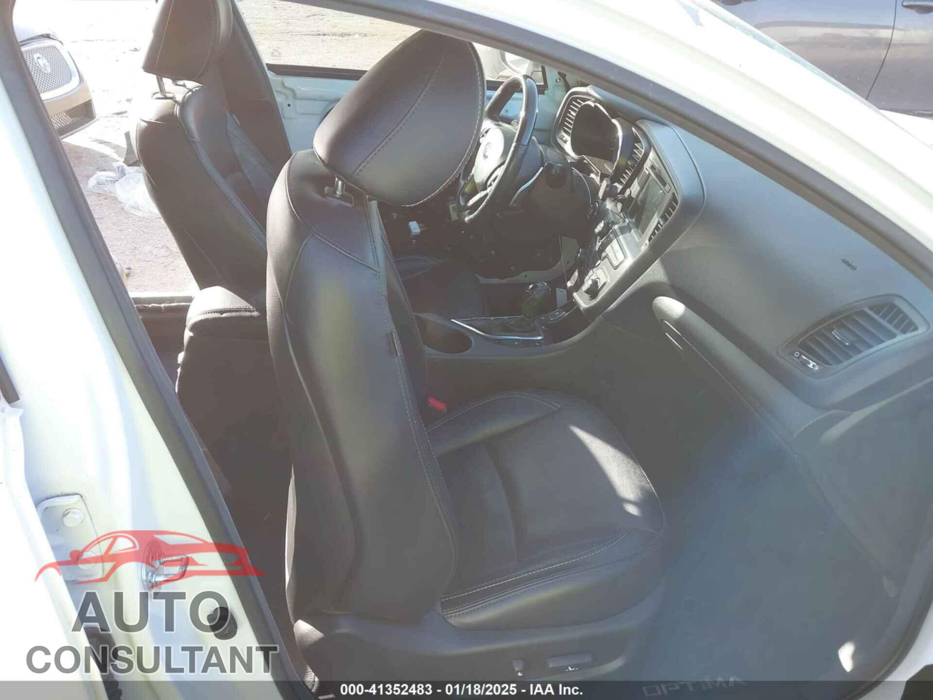 KIA OPTIMA 2013 - 5XXGR4A64DG161664