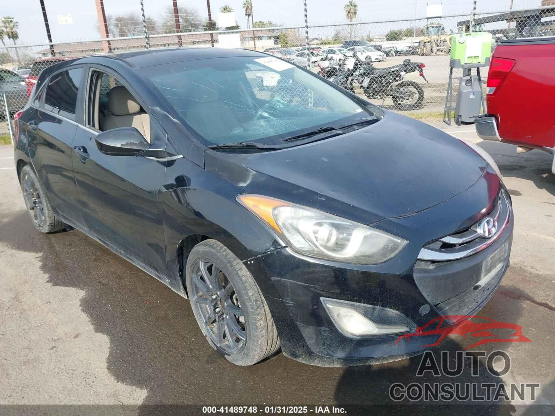 HYUNDAI ELANTRA GT 2013 - KMHD35LE8DU126890