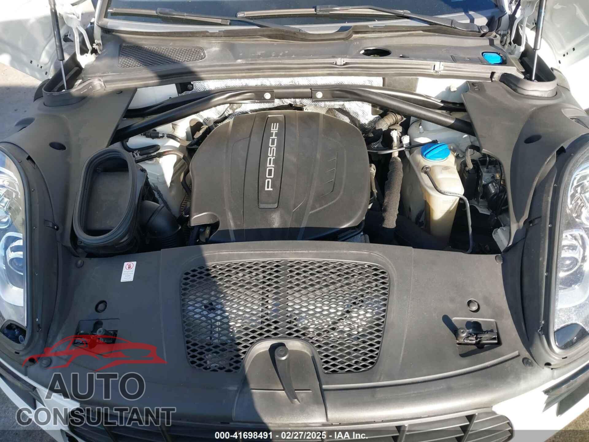 PORSCHE MACAN 2017 - WP1AA2A57HLB04646