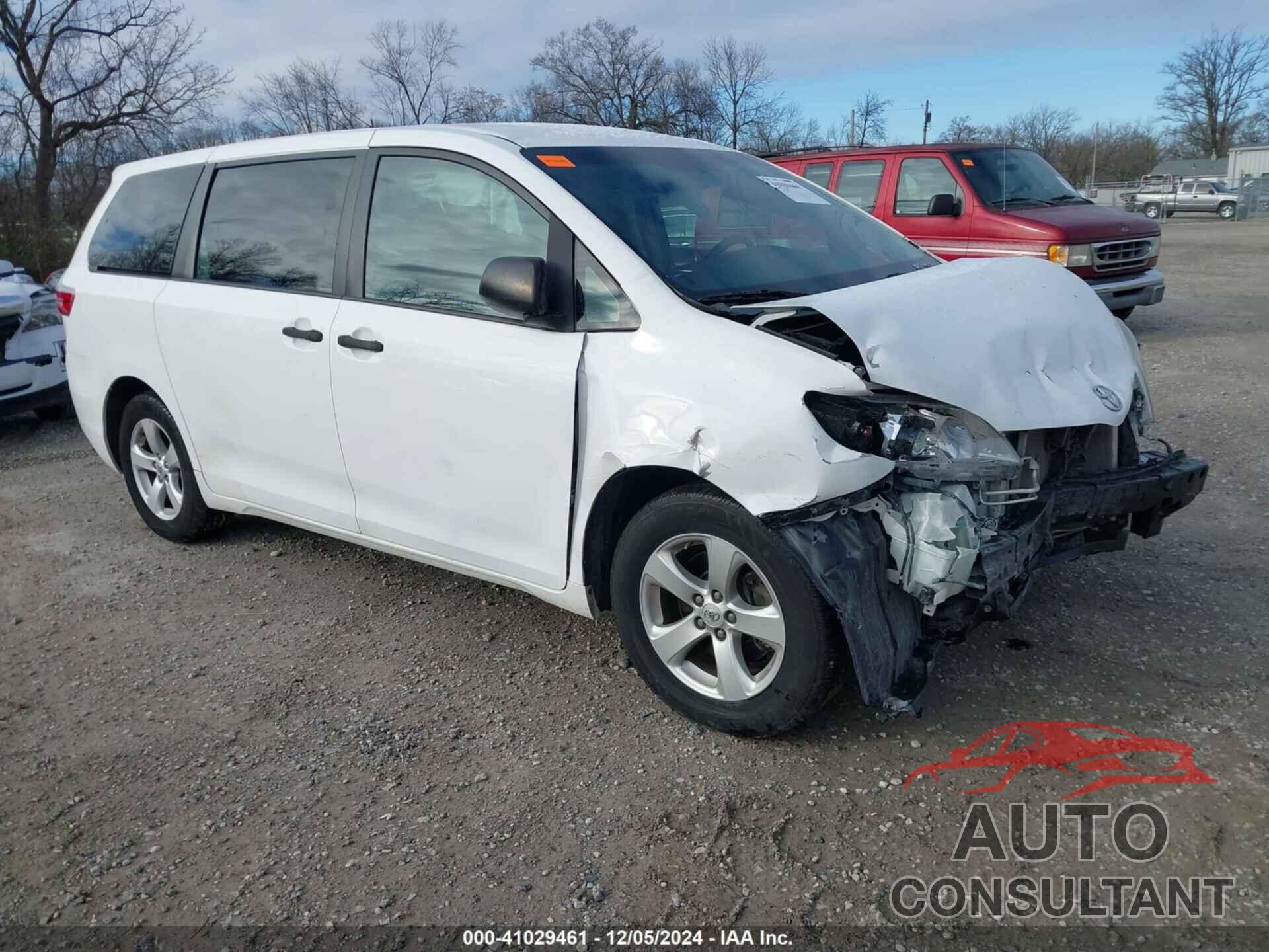 TOYOTA SIENNA 2015 - 5TDZK3DC6FS568959