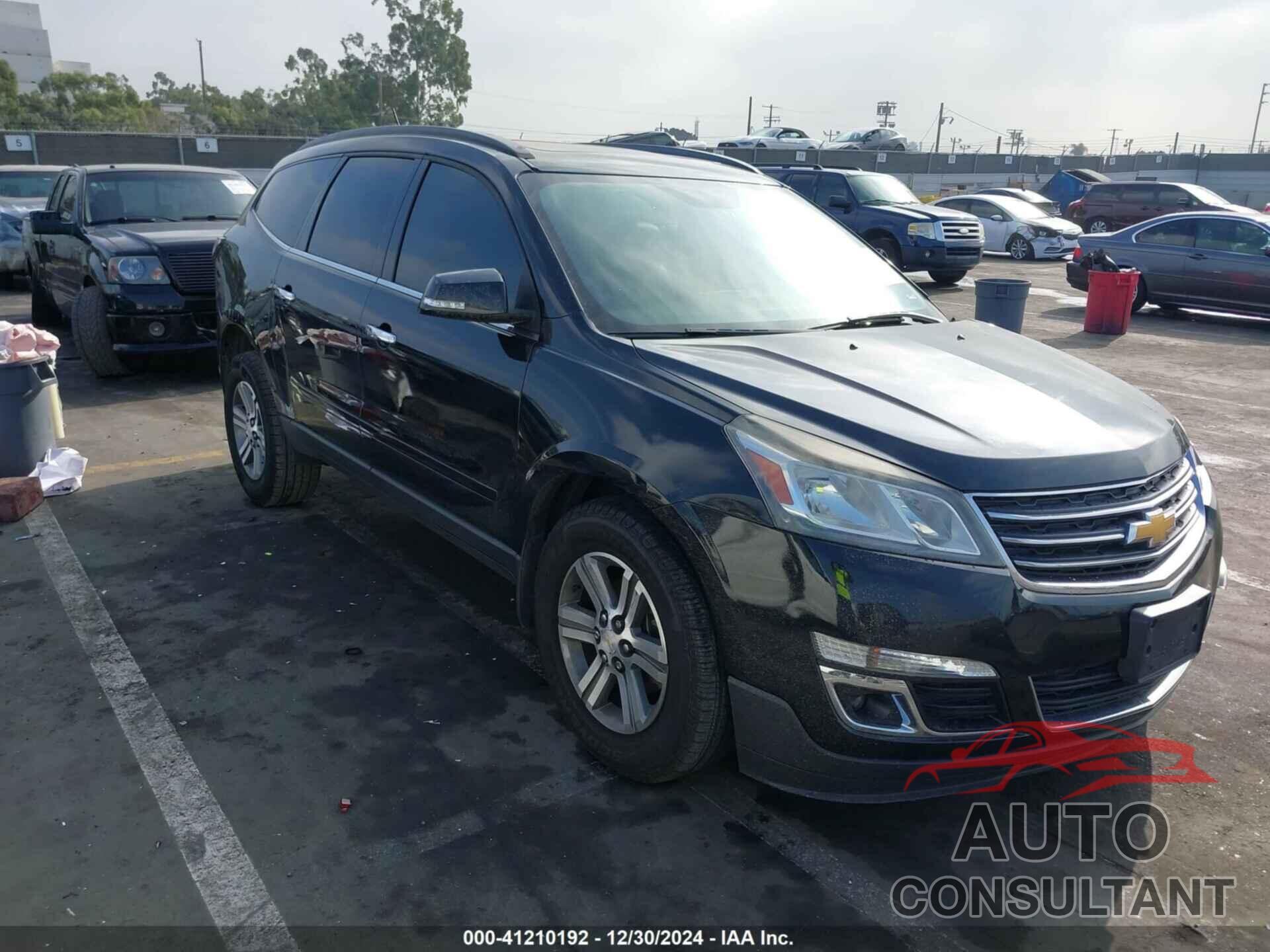 CHEVROLET TRAVERSE 2015 - 1GNKVHKD4FJ204240