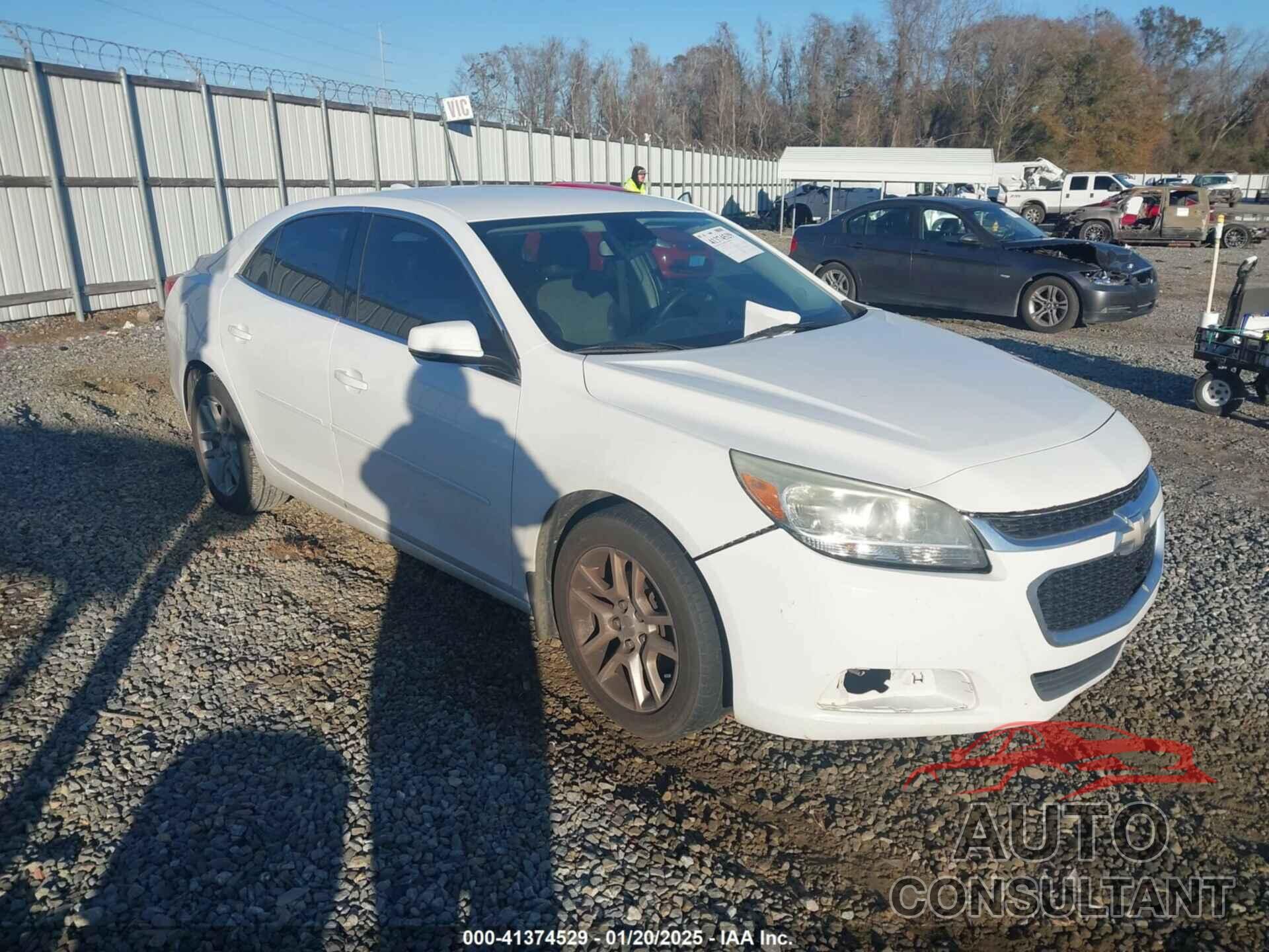 CHEVROLET MALIBU 2015 - 1G11C5SL1FF230984