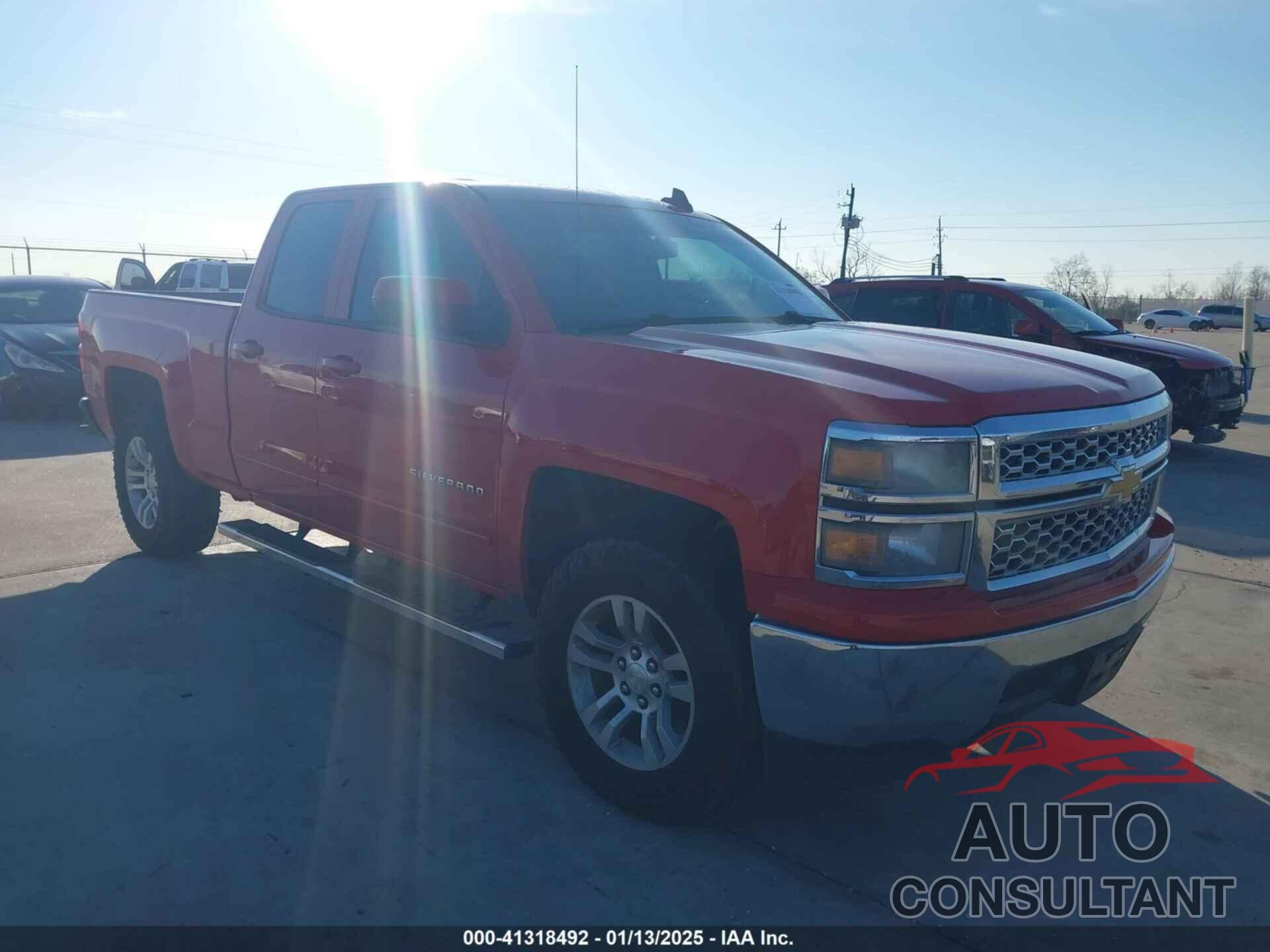 CHEVROLET SILVERADO 1500 2015 - 1GCRCREH6FZ197004