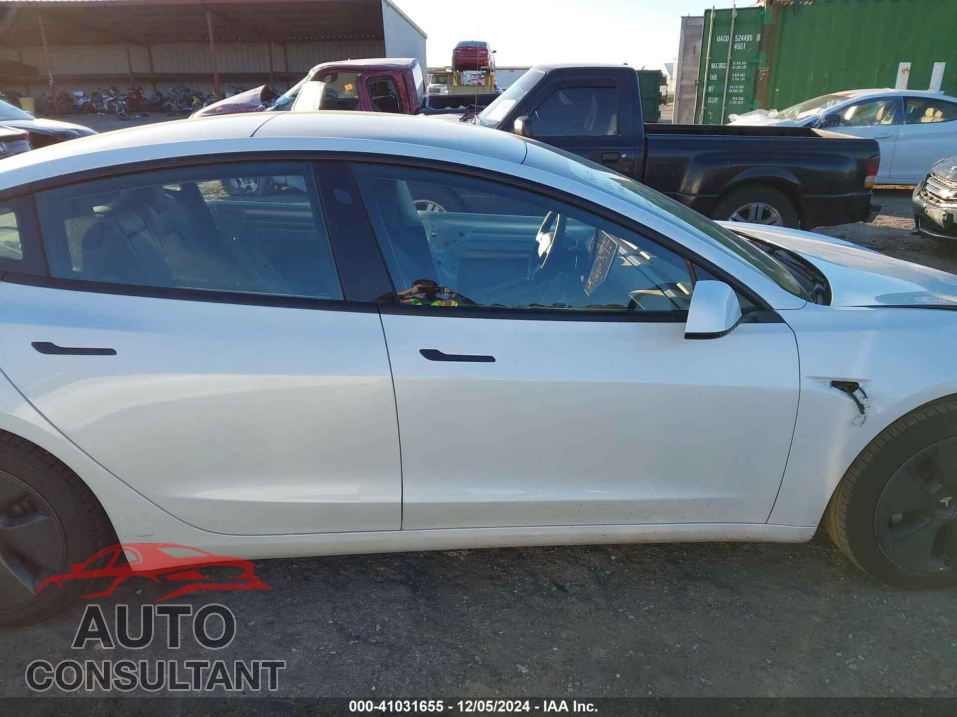 TESLA MODEL 3 2021 - 5YJ3E1EA7MF861009