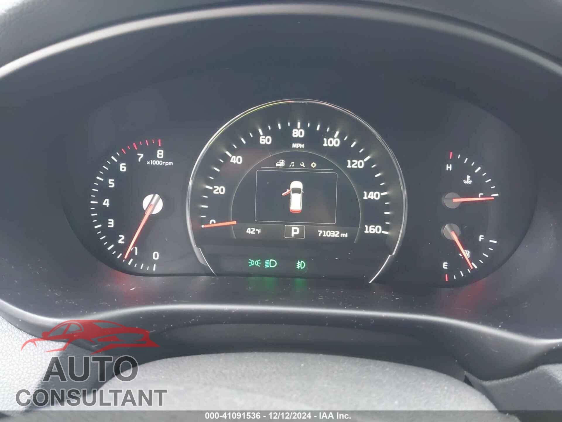 KIA SORENTO 2017 - 5XYPHDA54HG324101