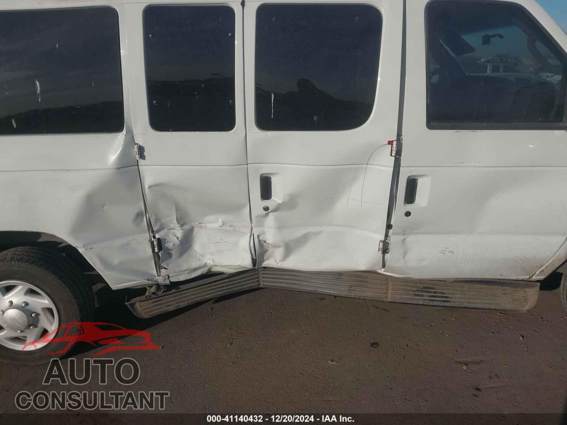 FORD E-350 SUPER DUTY 2009 - 1FBNE31L79DA22444