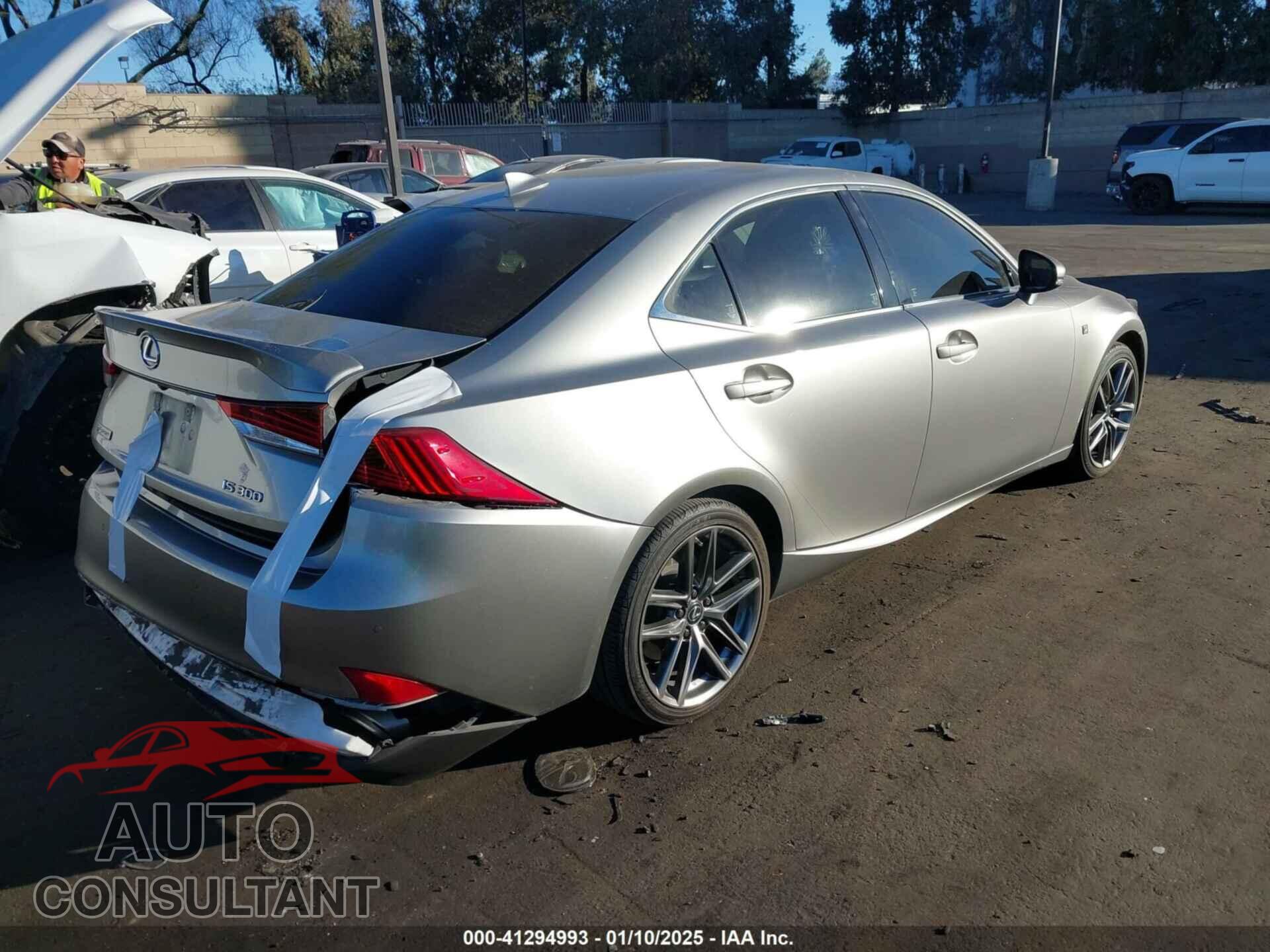 LEXUS IS 300 2020 - JTHGA1D21L5103446