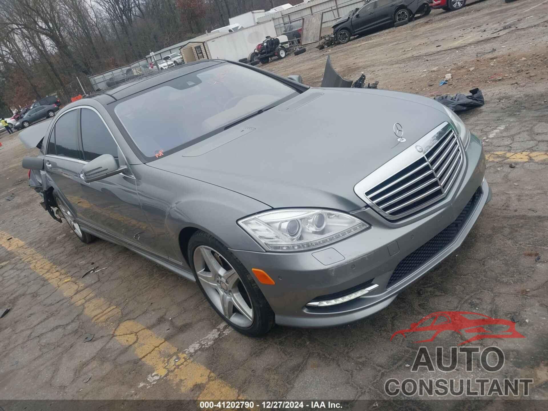 MERCEDES-BENZ S 550 2011 - WDDNG8GB4BA370474