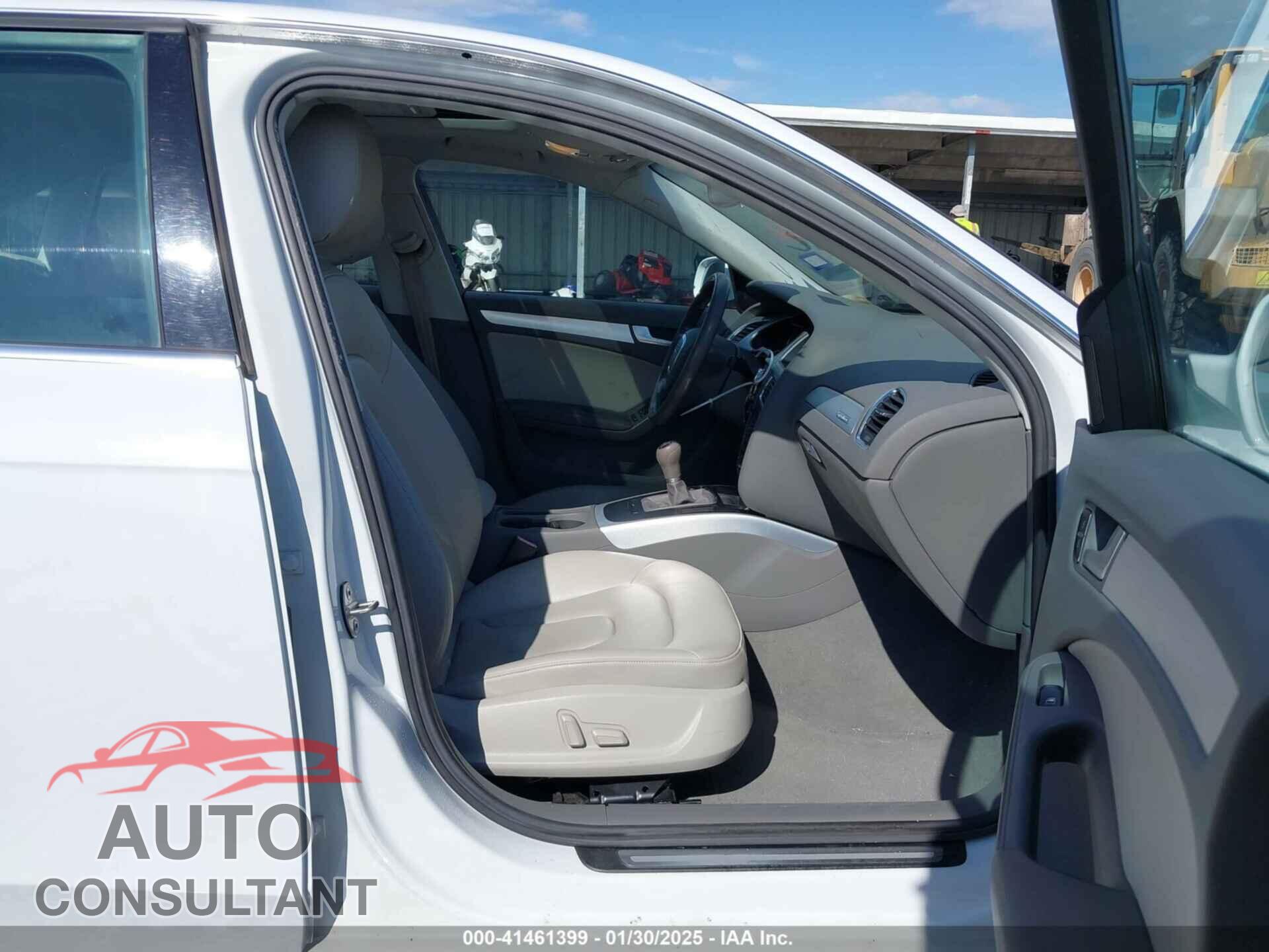 AUDI A4 2012 - WAUDFAFL3CN014809
