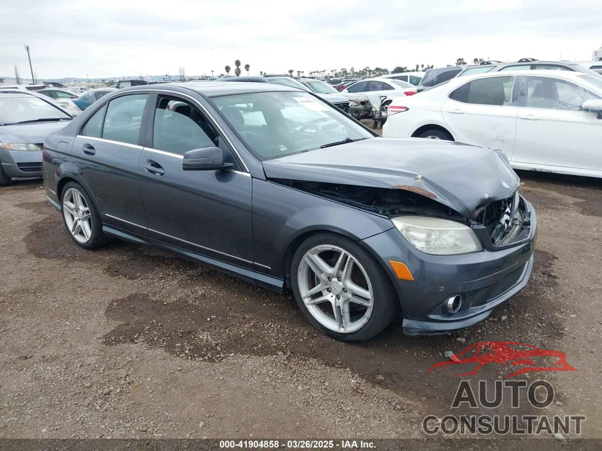 MERCEDES-BENZ C 300 2011 - WDDGF5EBXBR164655