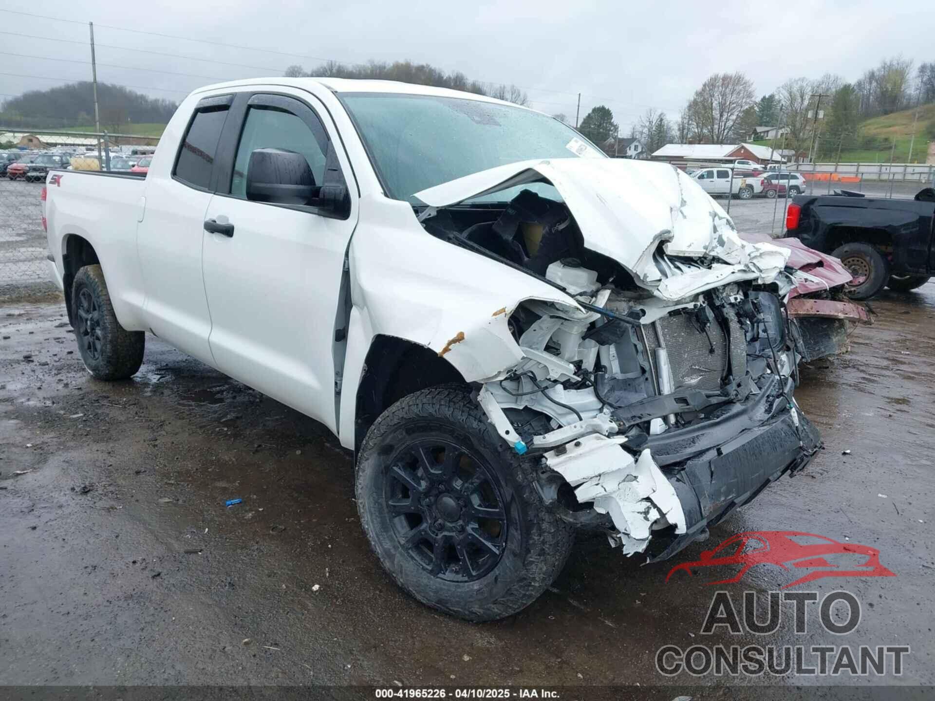 TOYOTA TUNDRA 2020 - 5TFUY5F19LX909244