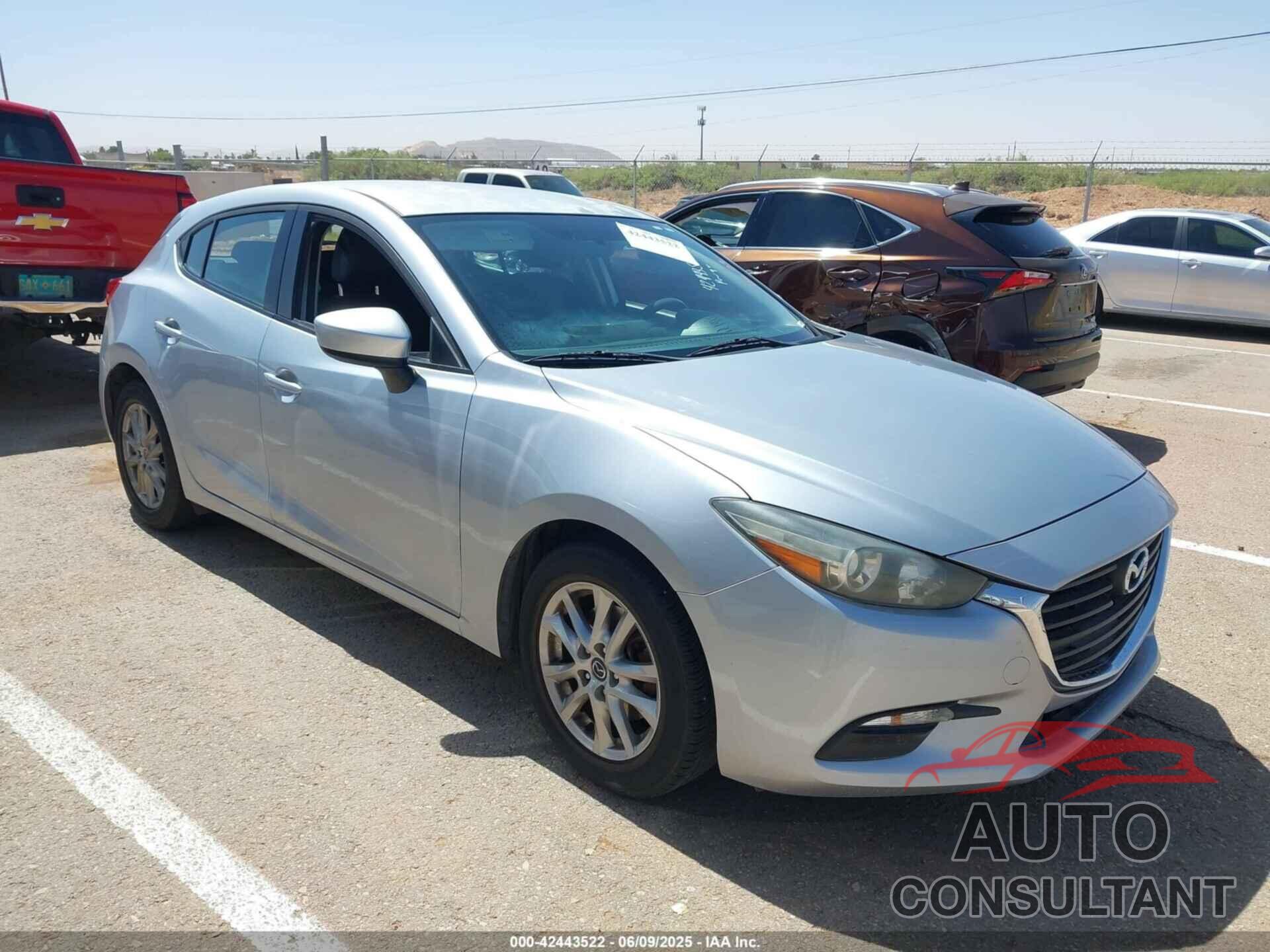 MAZDA MAZDA3 2017 - JM1BN1K72H1100780