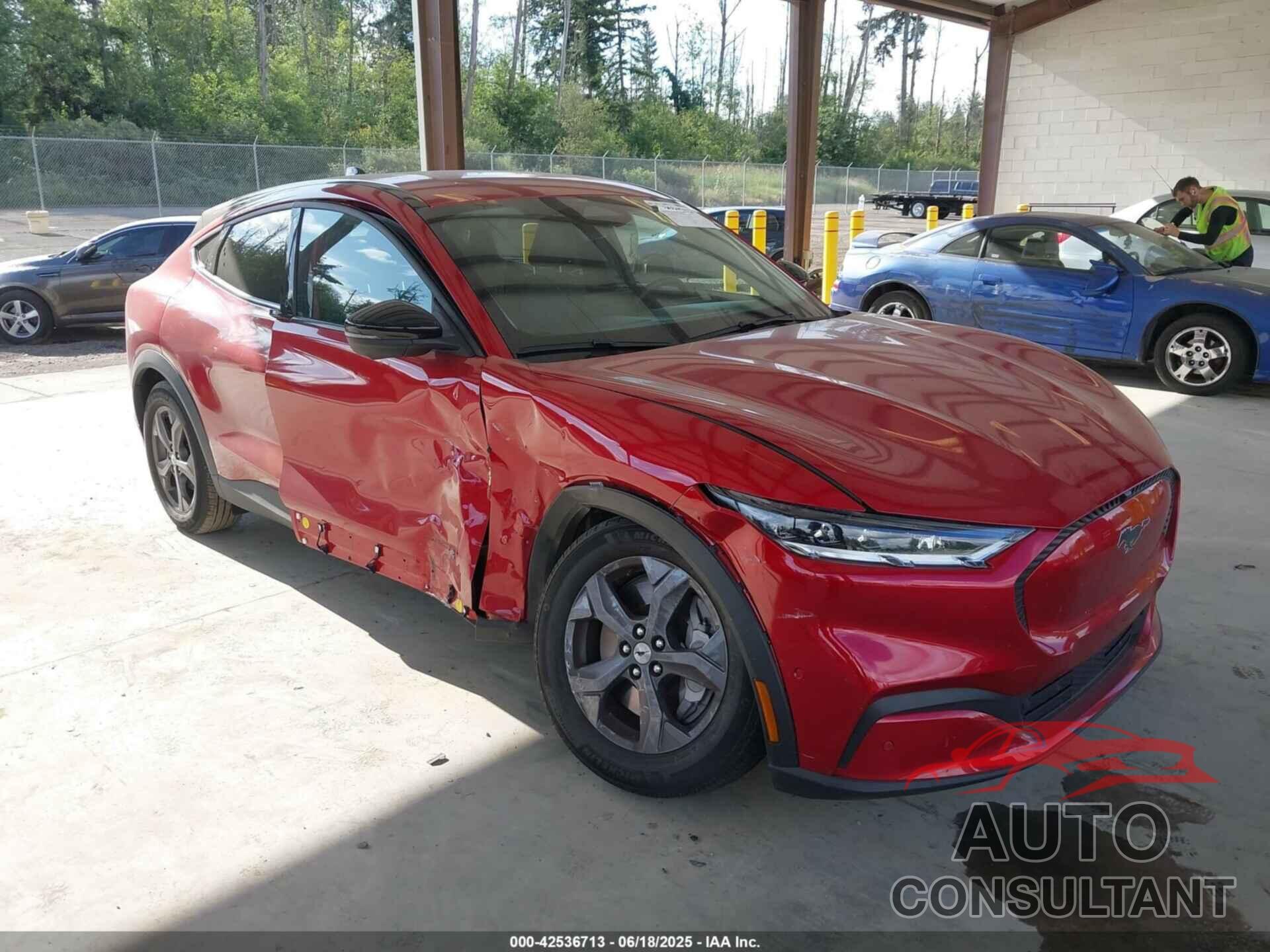 FORD MUSTANG MACH-E 2023 - 3FMTK1SS6PMA17612
