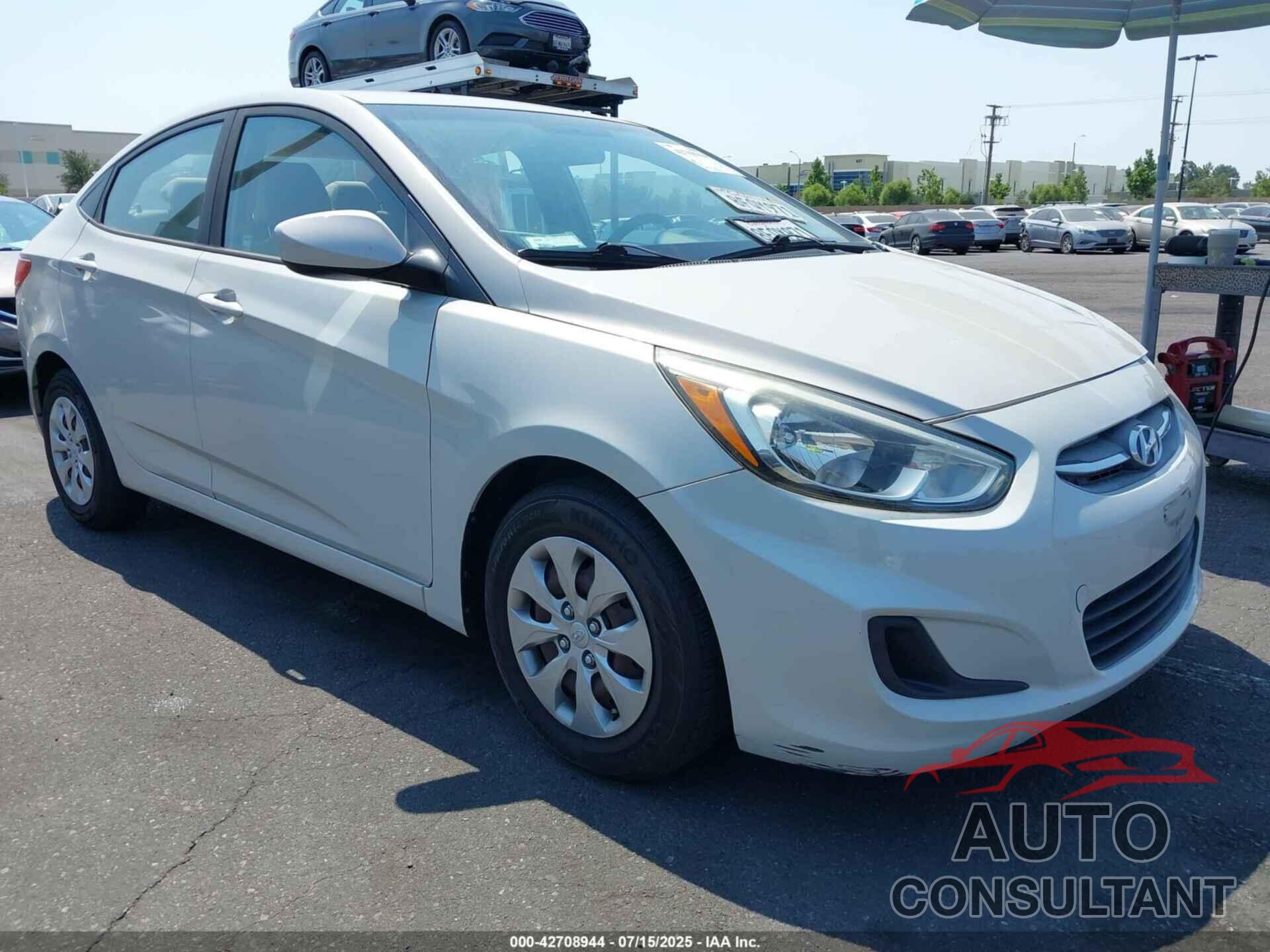 HYUNDAI ACCENT 2017 - KMHCT4AE1HU205607