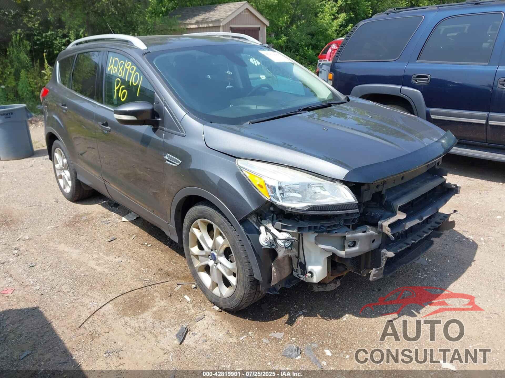FORD ESCAPE 2015 - 1FMCU9JX9FUC12667