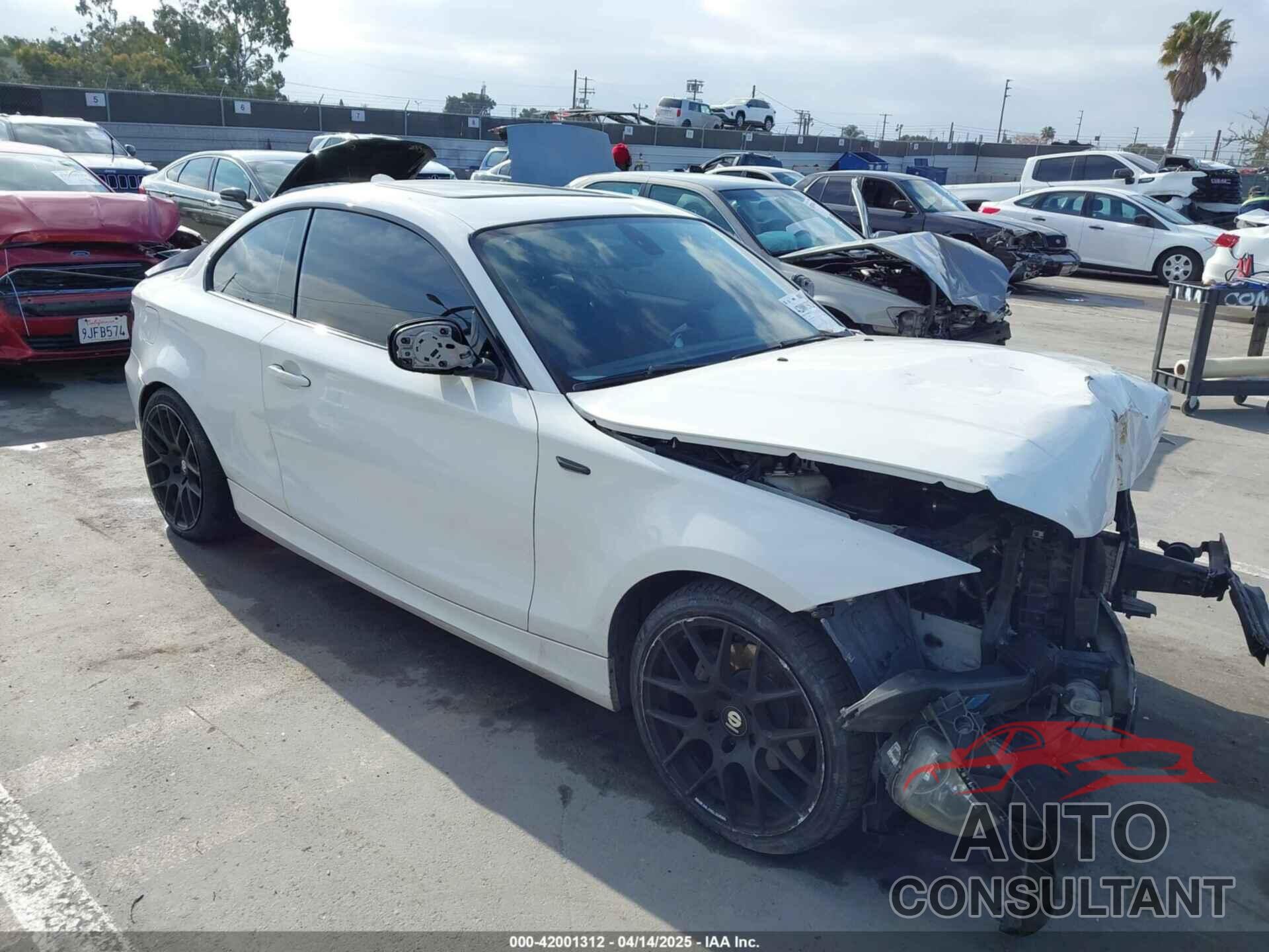 BMW 128I 2010 - WBAUP9C54AVL89008