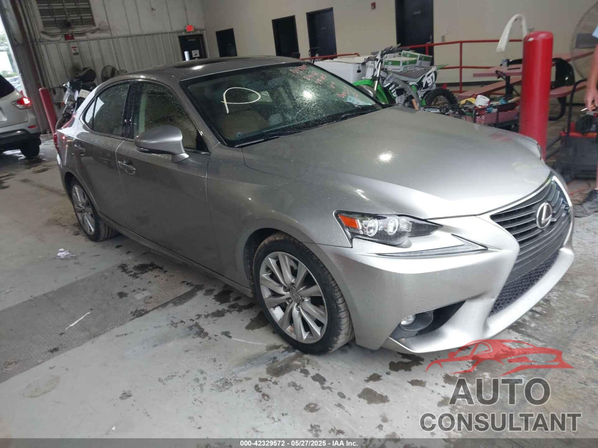 LEXUS IS 300 2016 - JTHCM1D20G5009229