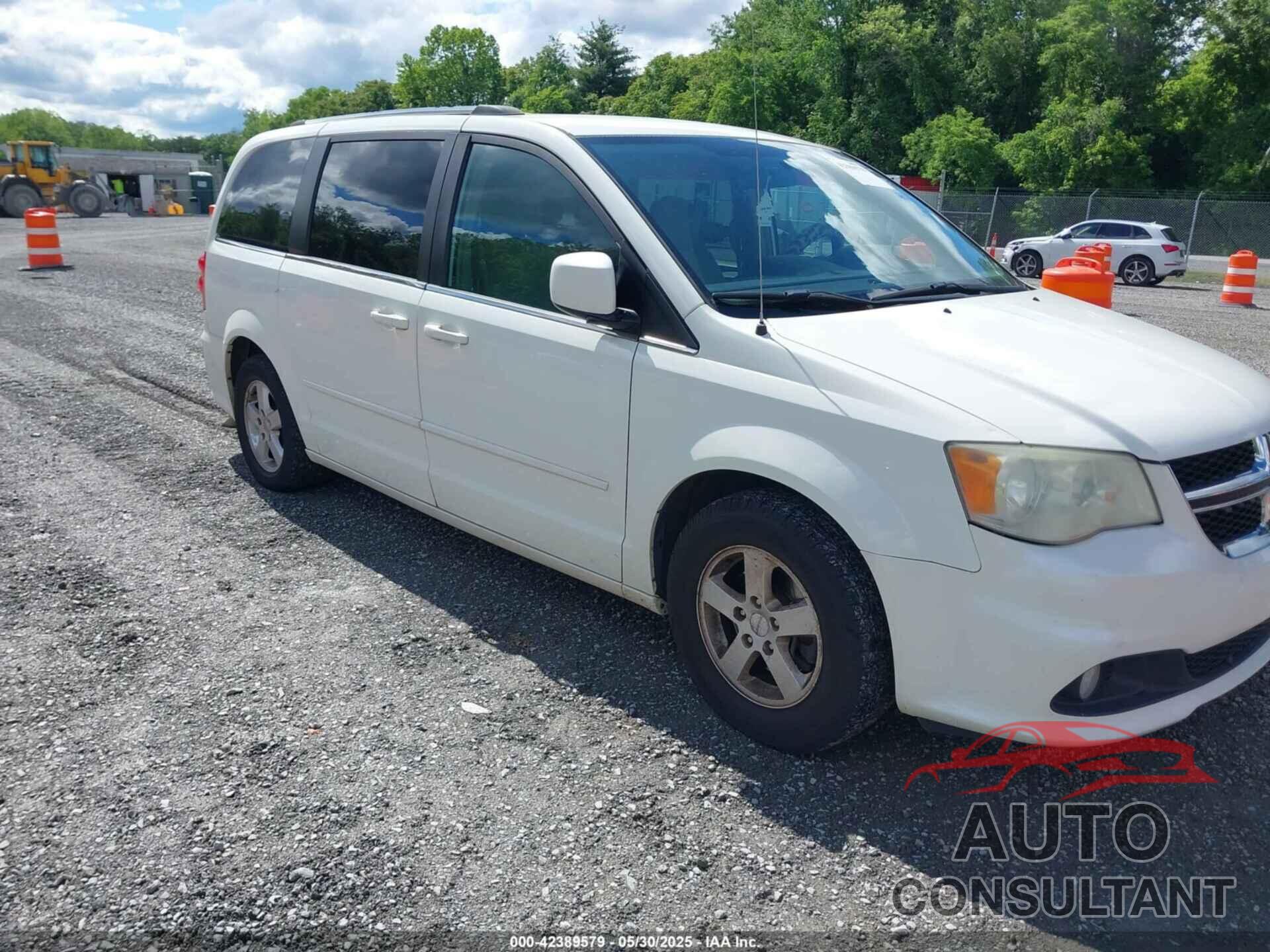 DODGE GRAND CARAVAN 2011 - 2D4RN5DG8BR728416