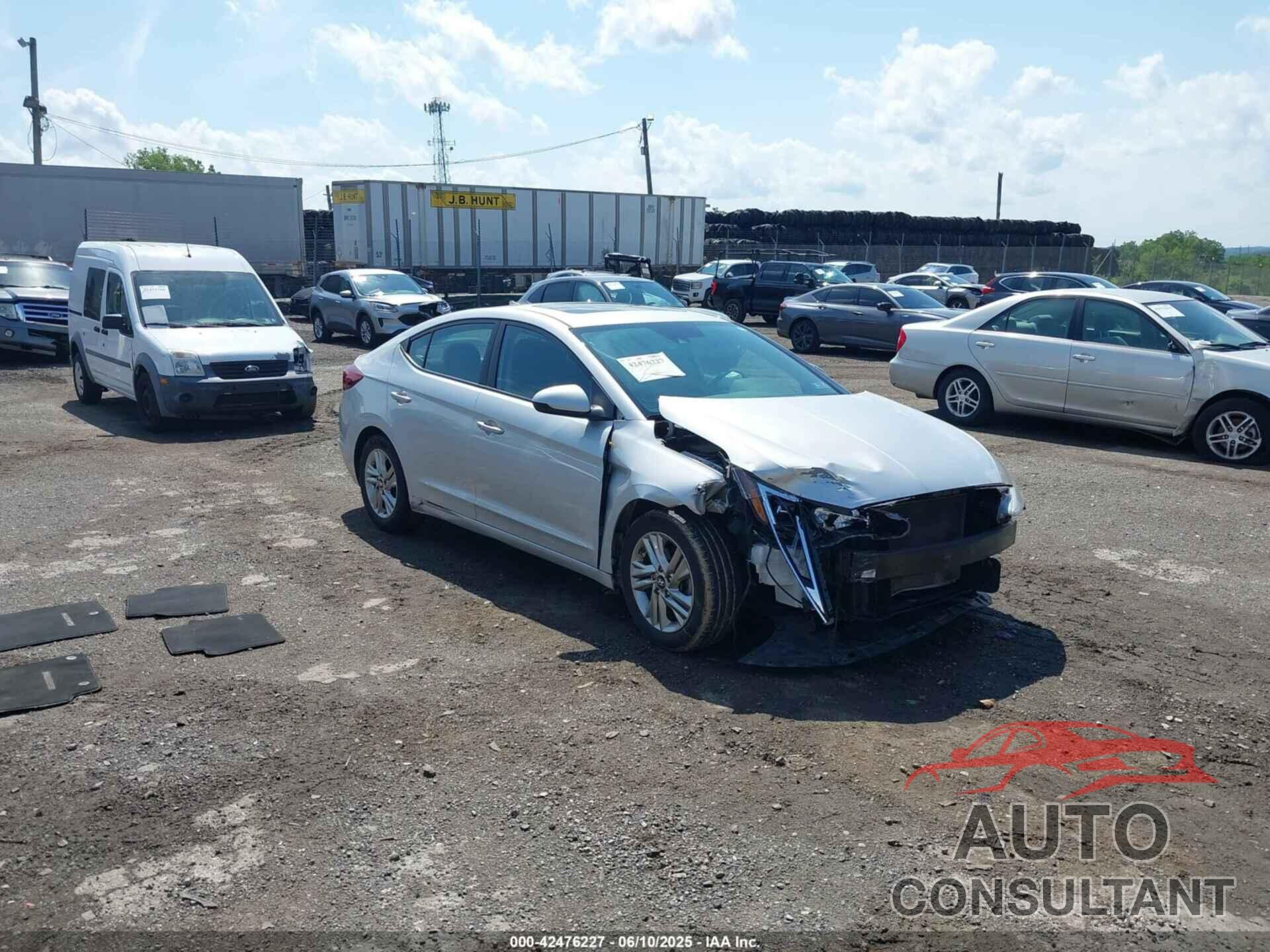 HYUNDAI ELANTRA 2019 - 5NPD84LF0KH462405