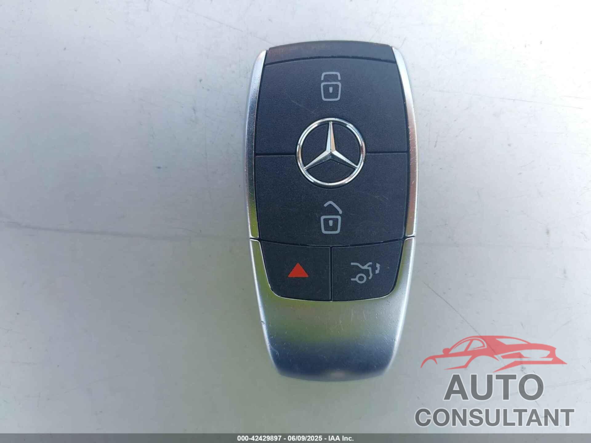 MERCEDES-BENZ GLA 250 2023 - W1N4N4GB2PJ462073