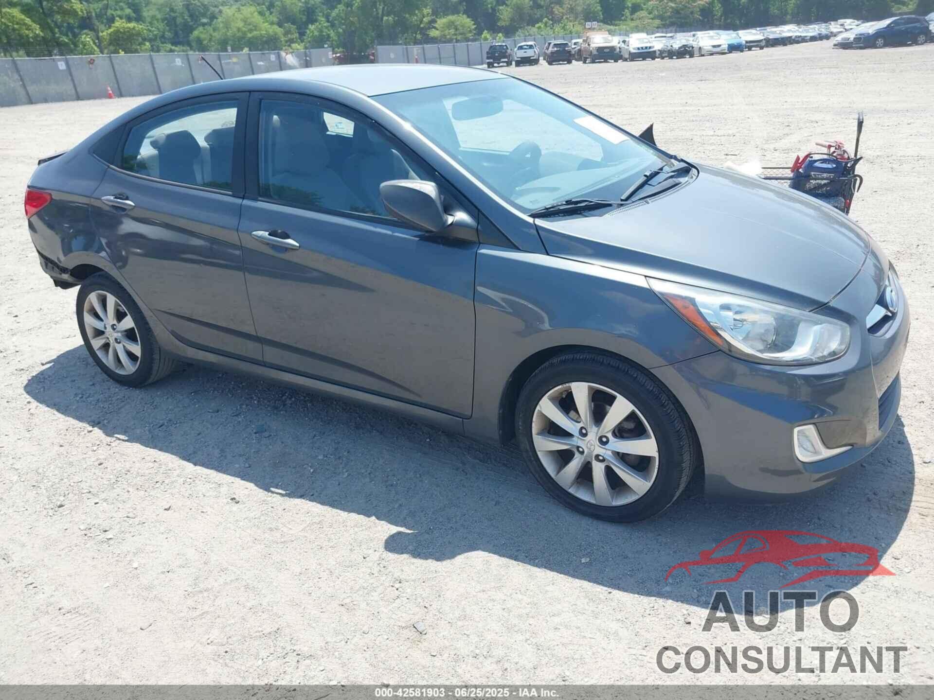 HYUNDAI ACCENT 2013 - KMHCU4AE7DU424756