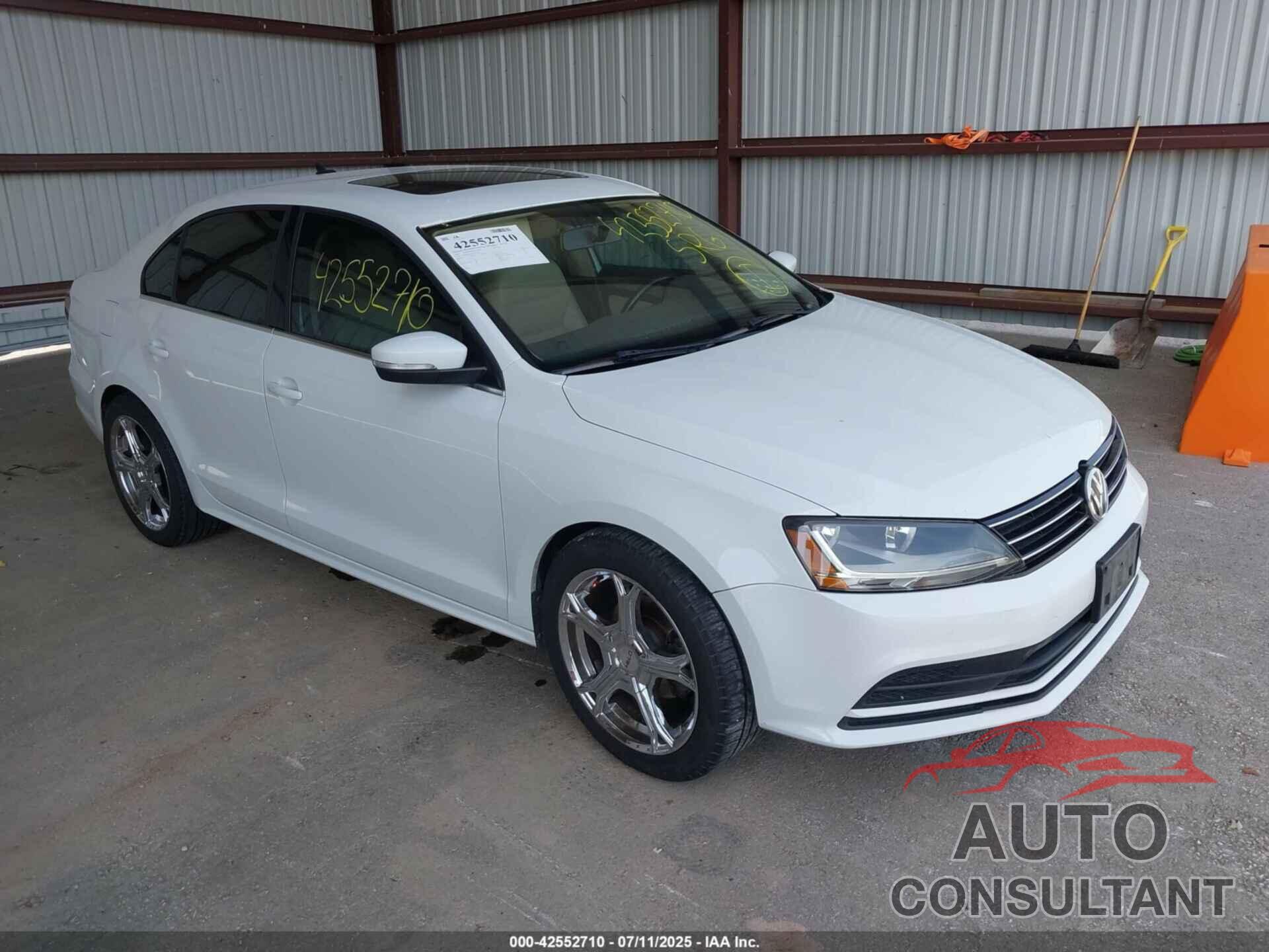 VOLKSWAGEN JETTA 2017 - 3VWB67AJ5HM358238