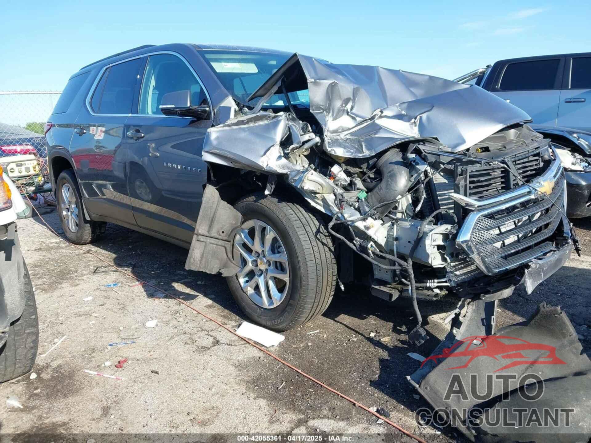 CHEVROLET TRAVERSE 2019 - 1GNERGKW8KJ139433