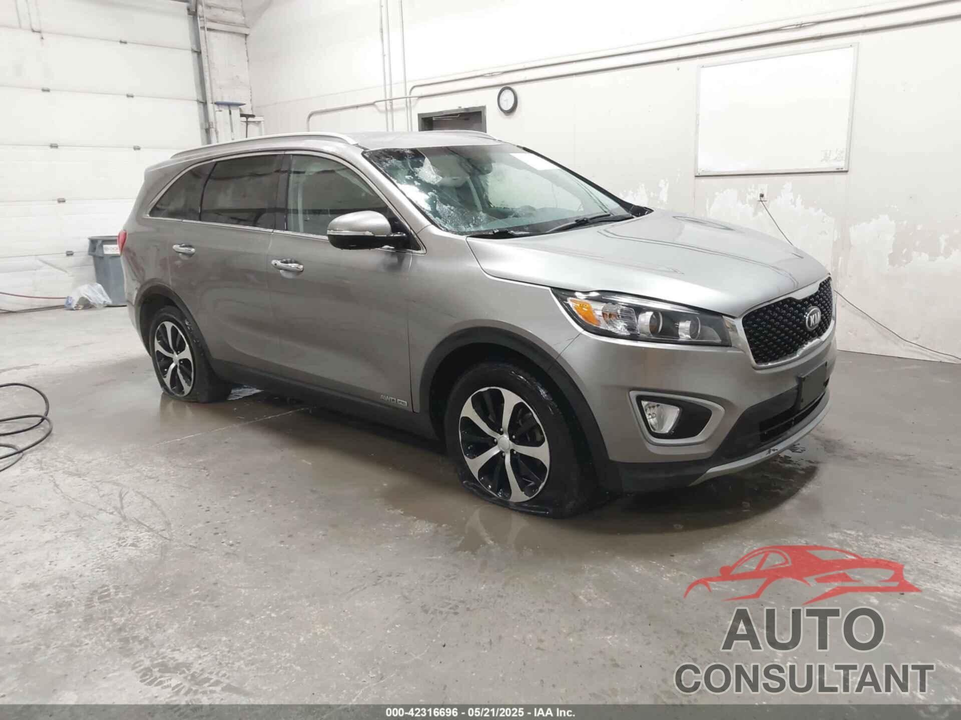 KIA SORENTO 2018 - 5XYPHDA50JG426193