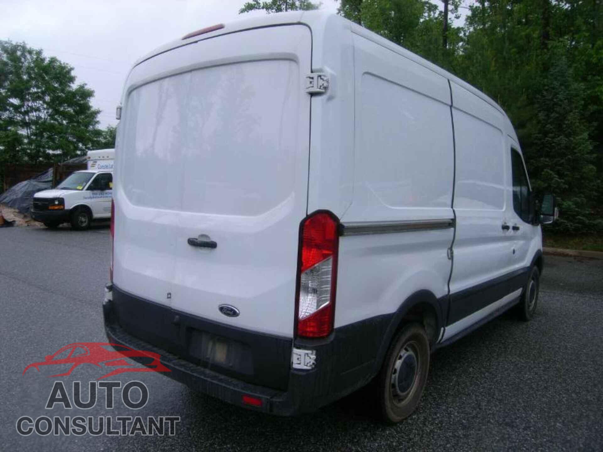 FORD TRANSIT 2017 - 1FTYR1CM8HKB08542