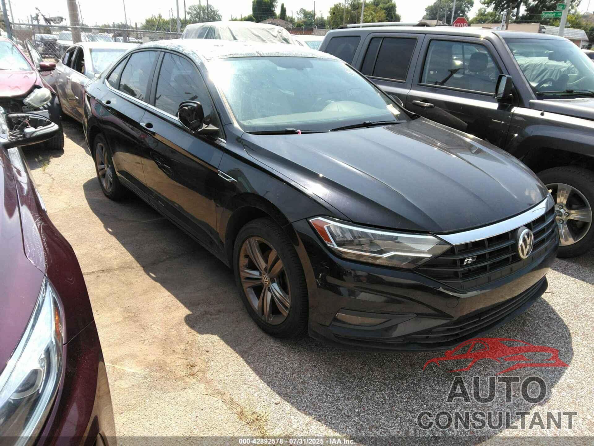 VOLKSWAGEN JETTA 2019 - 3VWC57BUXKM181046
