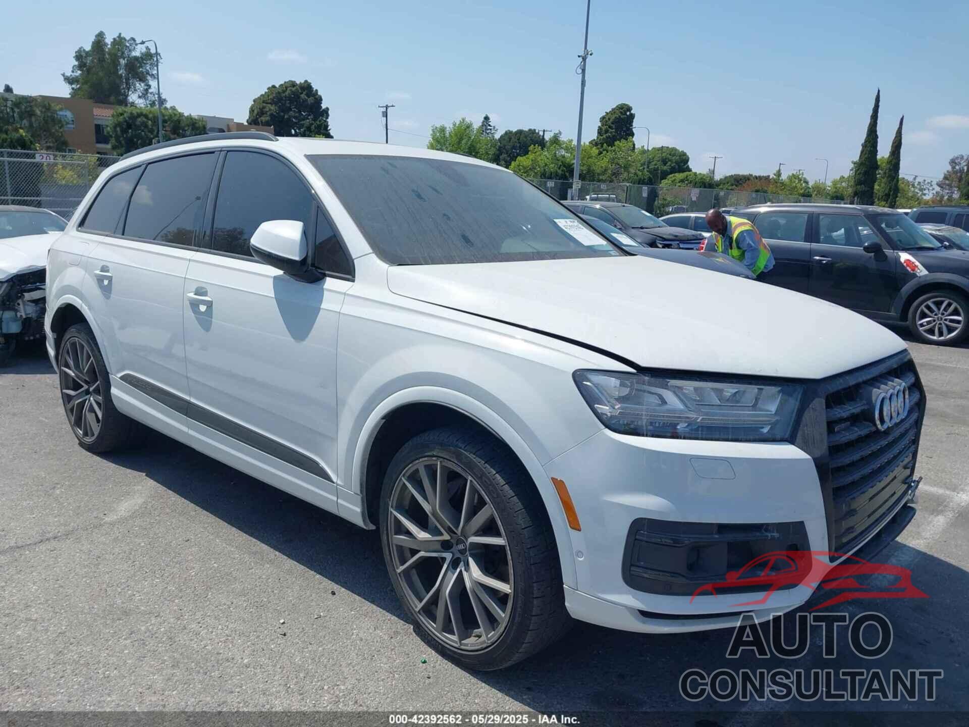 AUDI Q7 2019 - WA1VAAF71KD004660