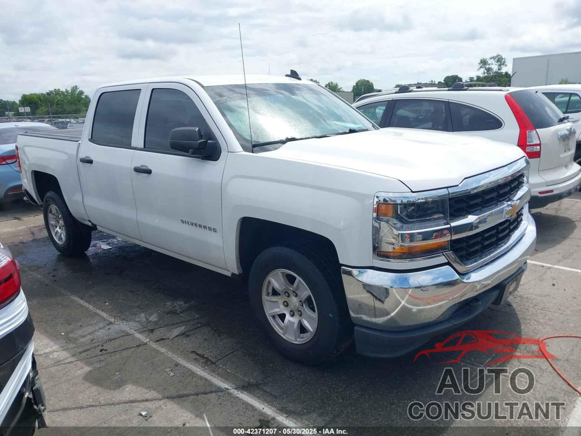 CHEVROLET SILVERADO 1500 2018 - 3GCPCNEH2JG399332