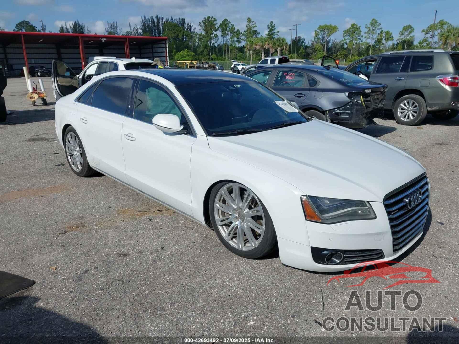 AUDI A8 2014 - WAUR2AFD8EN004371