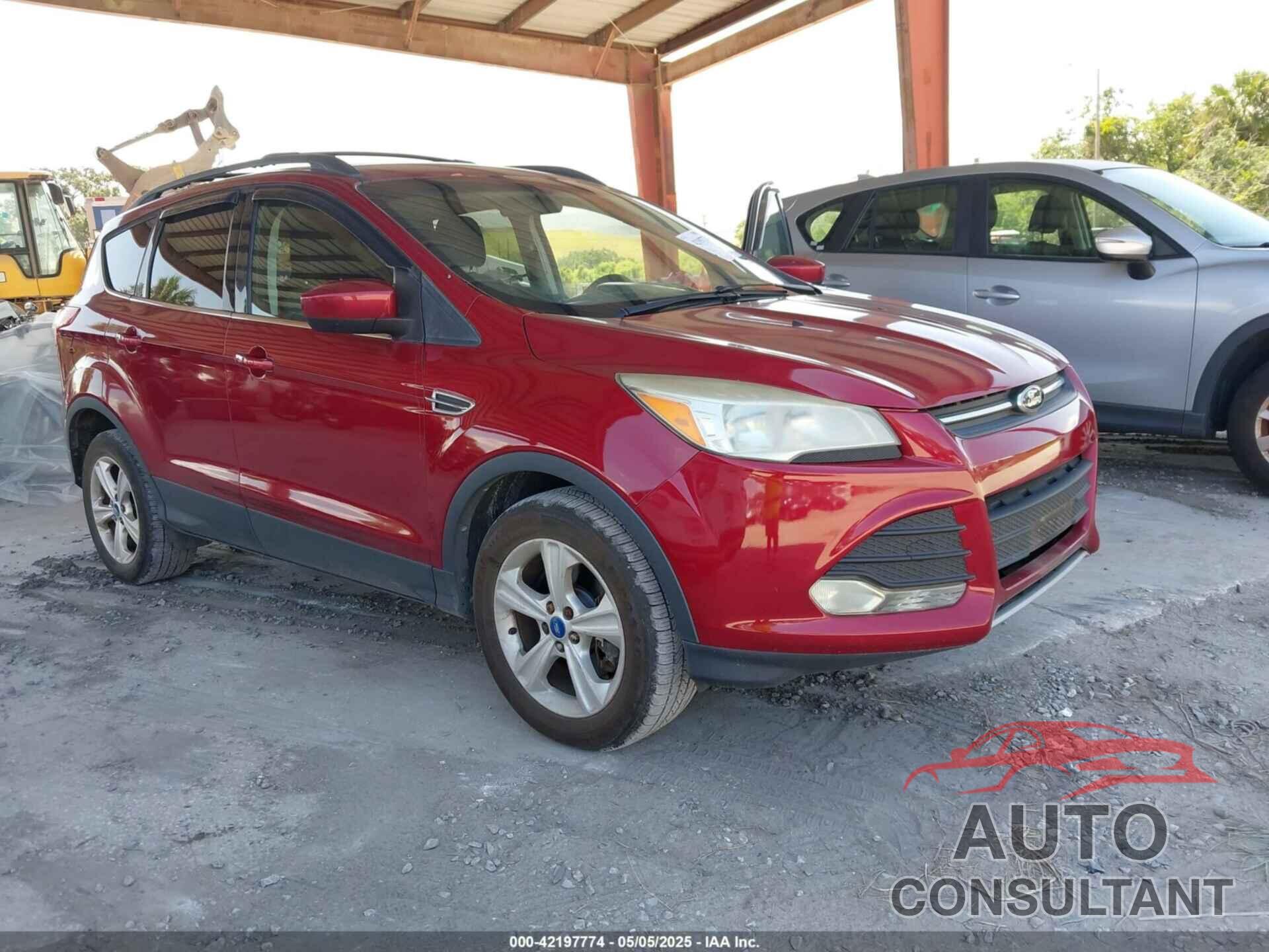 FORD ESCAPE 2013 - 1FMCU9G9XDUC12697