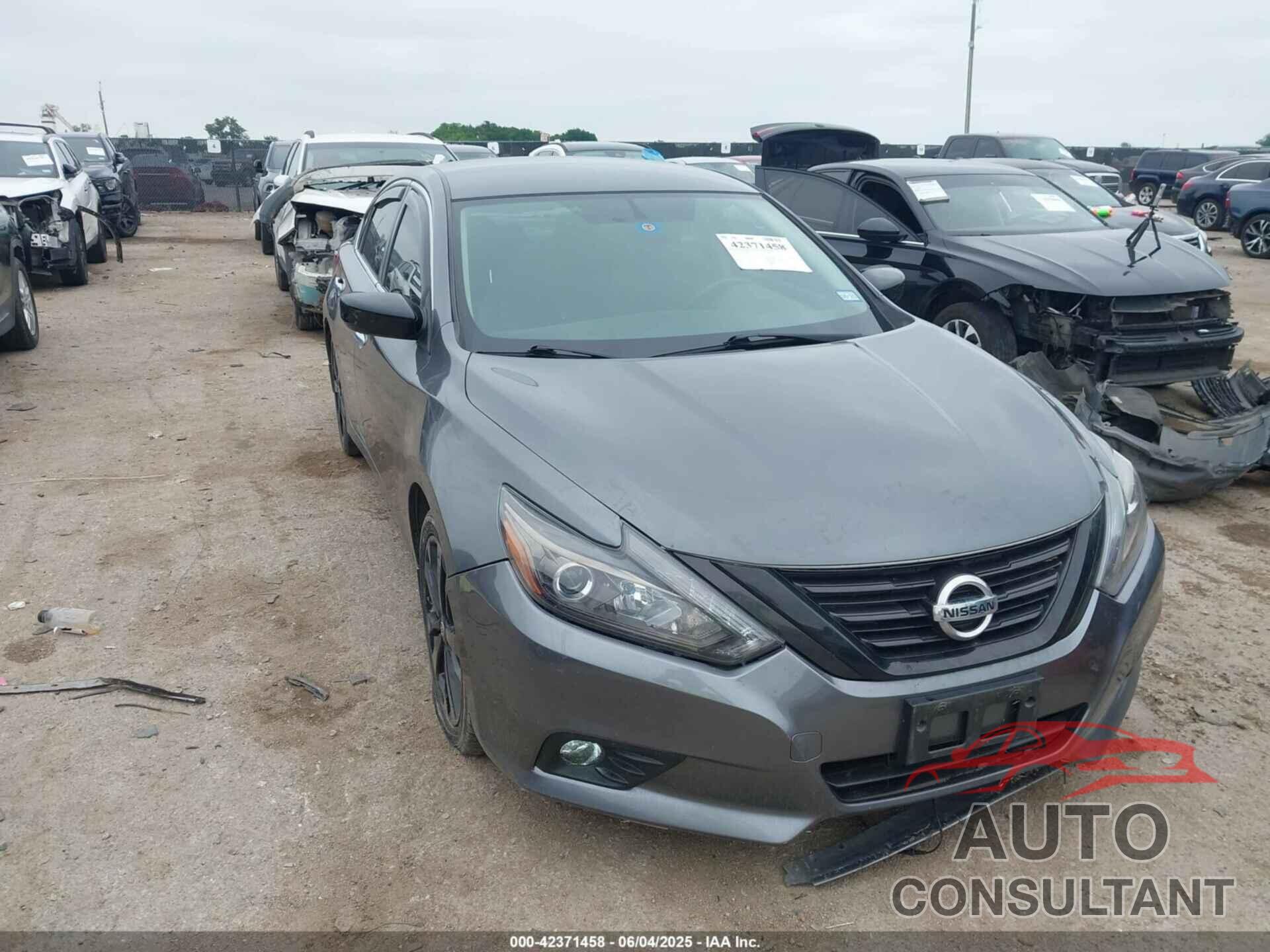 NISSAN ALTIMA 2018 - 1N4AL3AP8JC272293
