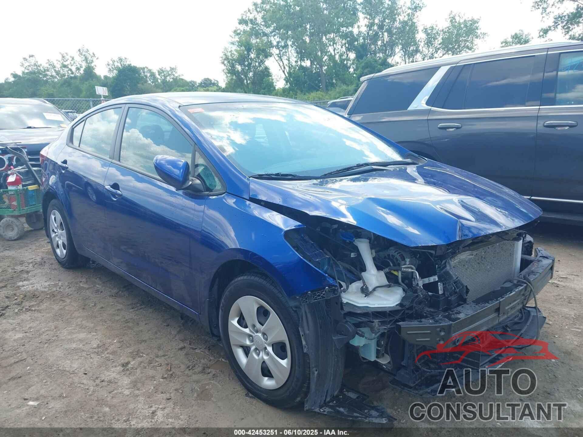 KIA FORTE 2018 - 3KPFK4A74JE188490