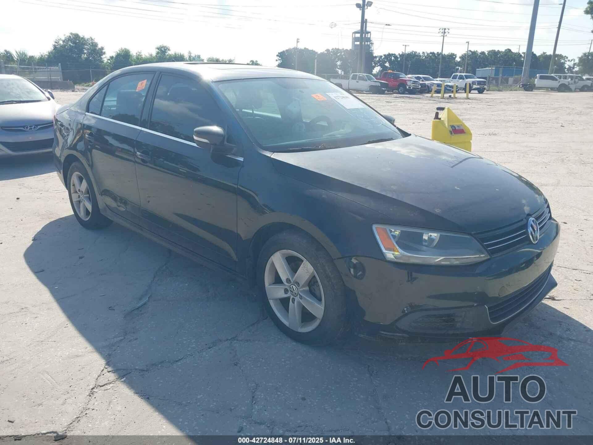 VOLKSWAGEN JETTA 2013 - 3VWLL7AJ6DM438641