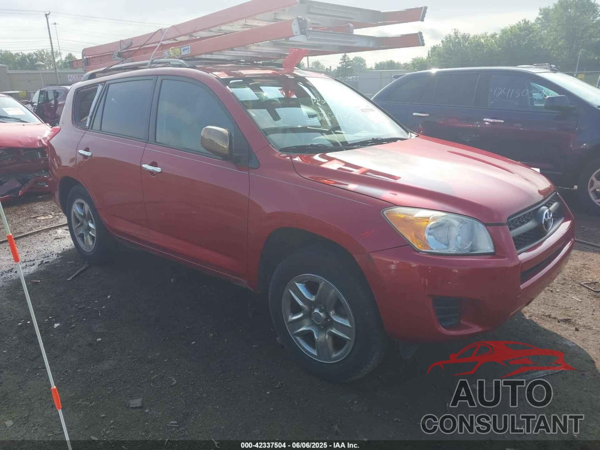 TOYOTA RAV4 2009 - JTMZF33V395006552