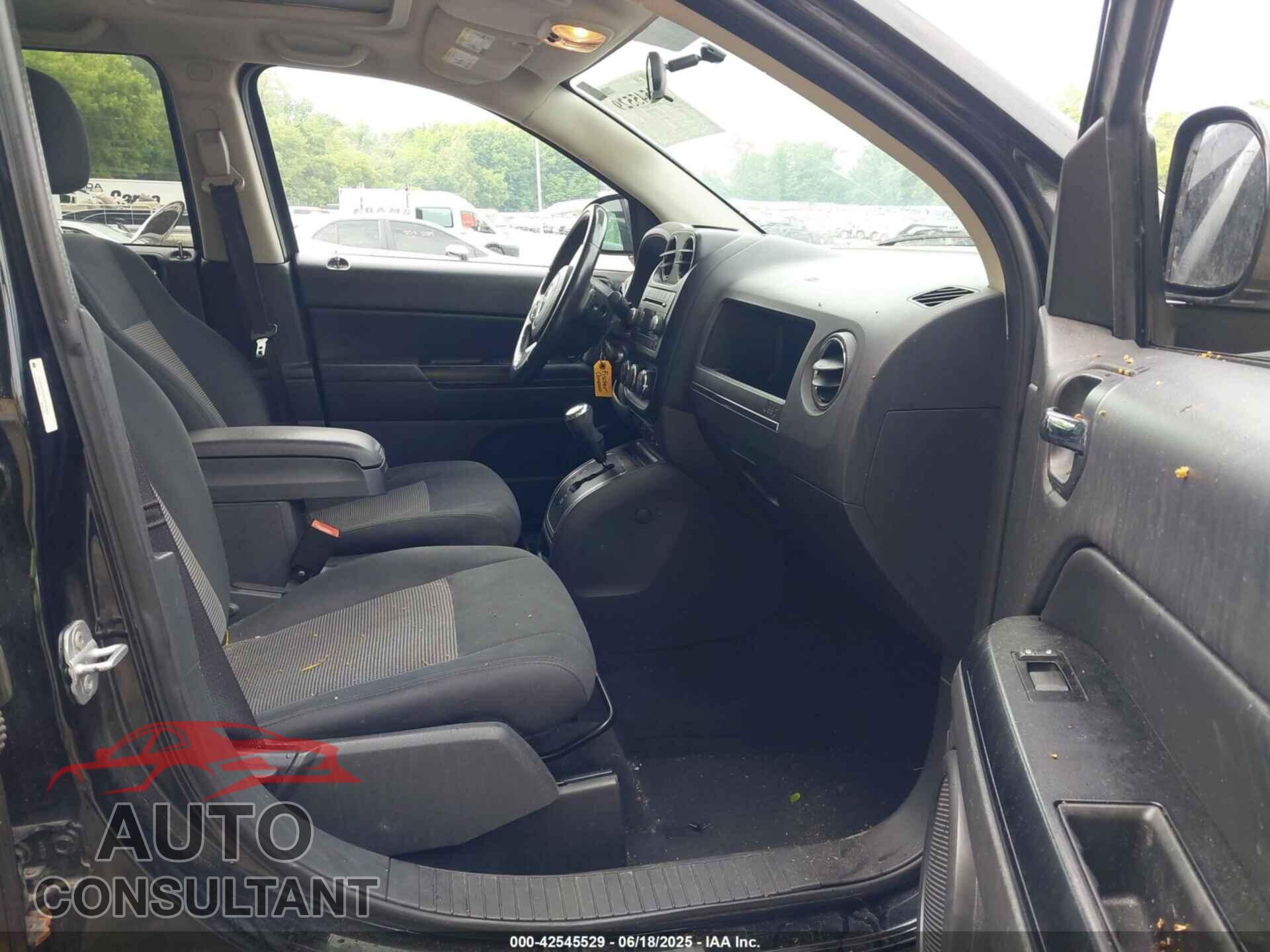 JEEP COMPASS 2012 - 1C4NJCEB3CD616593
