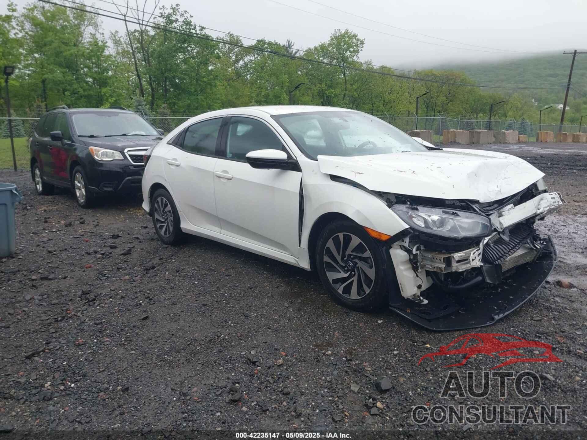 HONDA CIVIC 2017 - SHHFK7H26HU401731